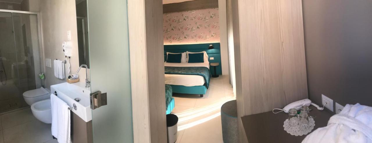 Hotel Villa Hermosa 리치오네 외부 사진