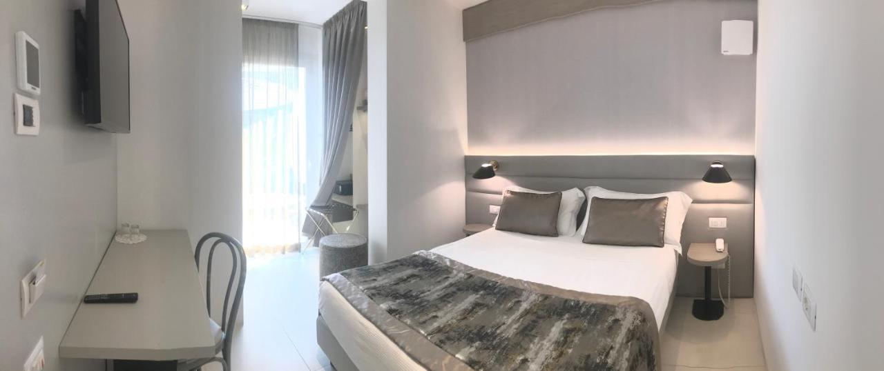 Hotel Villa Hermosa 리치오네 외부 사진