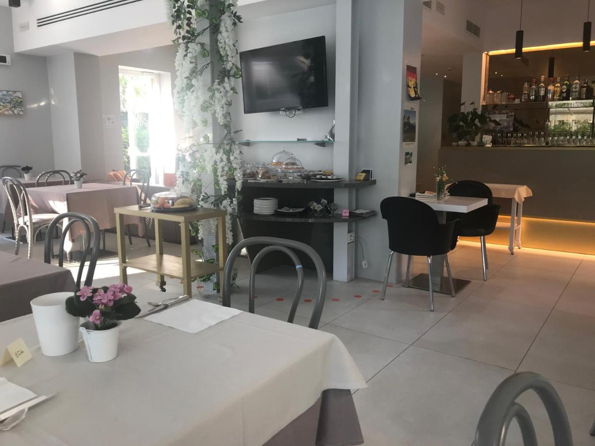Hotel Villa Hermosa 리치오네 외부 사진